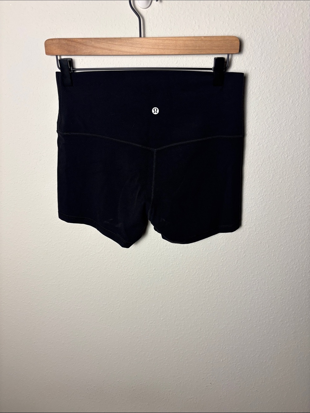 Lululemon Align Short 4" Black W7BJYS - Picture 2 of 3